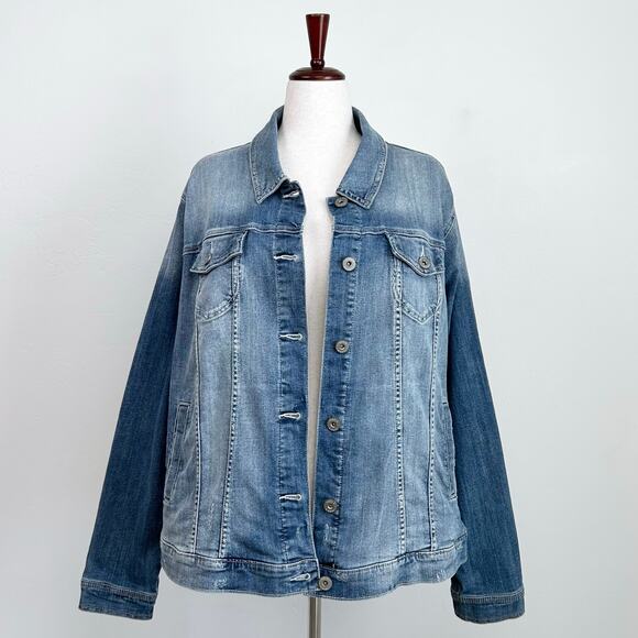 torrid Jackets & Blazers - Torrid Faded Distressed Stretch Denim Jacket 4X